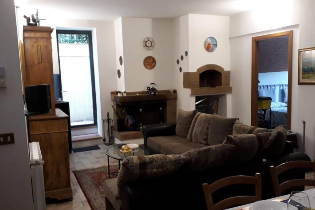 Cozy Apartment At The Gates Of Florence タヴァルヌッツェ エクステリア 写真